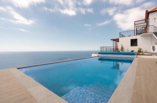 Arco da Calheta House | Seasky Arco