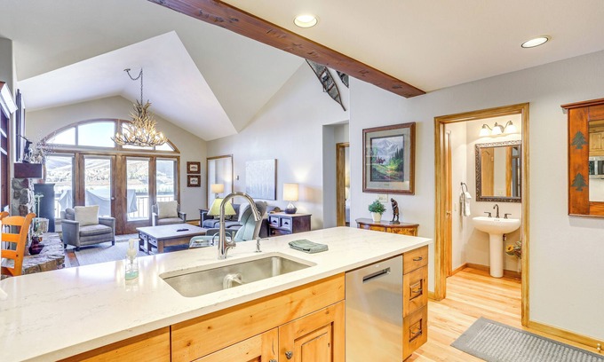 Edwards Apartment | Seasons Lodge at Arrowhead: Beaver Creek Condo!
