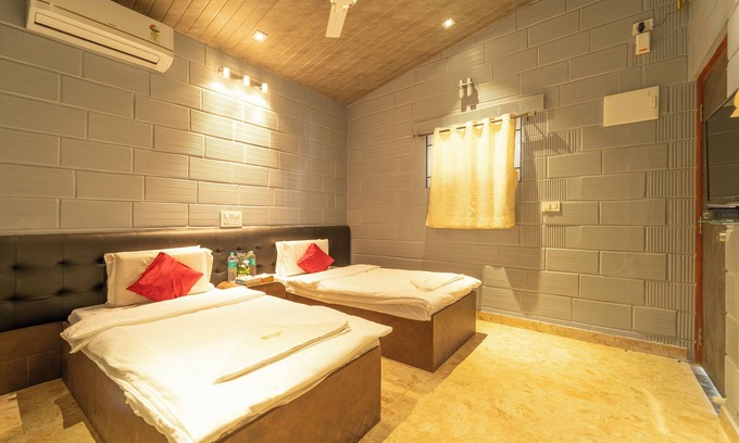 HBR Layout Apartment | Seasons Suites HBR