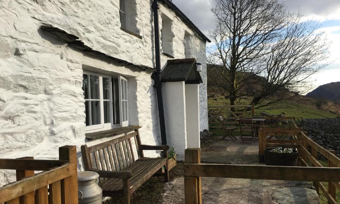 Broughton in Furness Bed & Breakfast | Seathwaite Tarn Bed and Breakfast