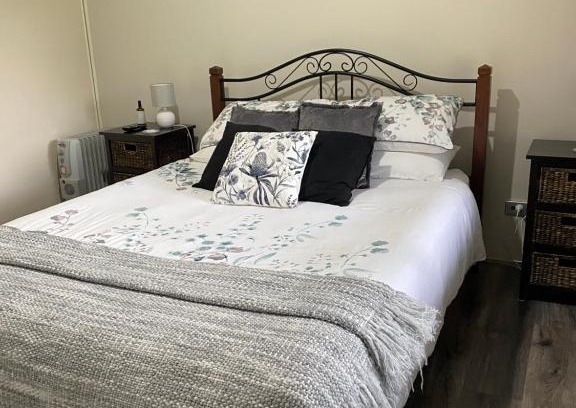 Two Rocks Bed & Breakfast | Seatrees Accommodation