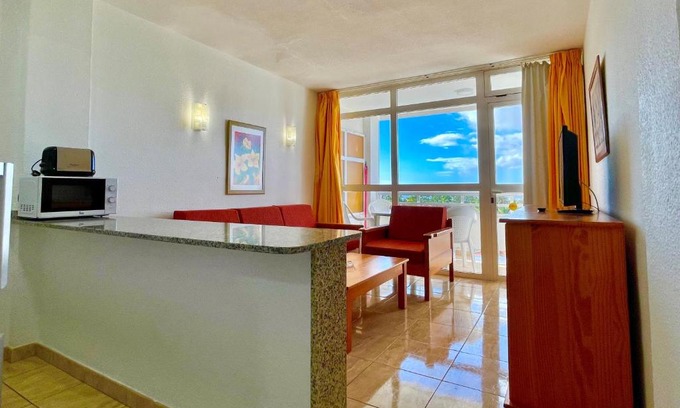 Maspalomas House | Seaview Friendly Holiday Home 4