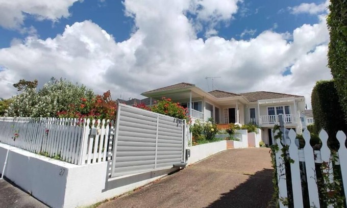 Mission Bay House | Seaview Garden House Close to Beach
