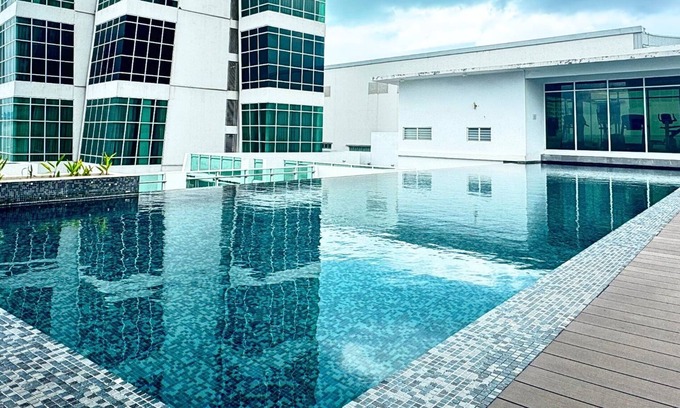 George Town Apartment | Seaview Maritime Suites by The Stay Hub