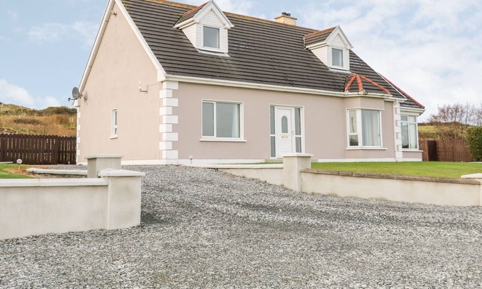 Rinboy House | SEAVIEW, pet friendly, with open fire in Portsalon, County Donegal