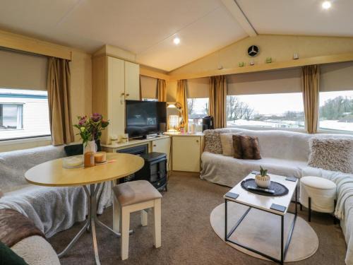 Cairnryan House | Seaviews