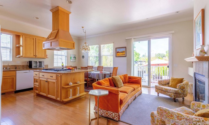 Graton House | Sebastopol, Hot Tub, BBQ, Nature & Family Fun