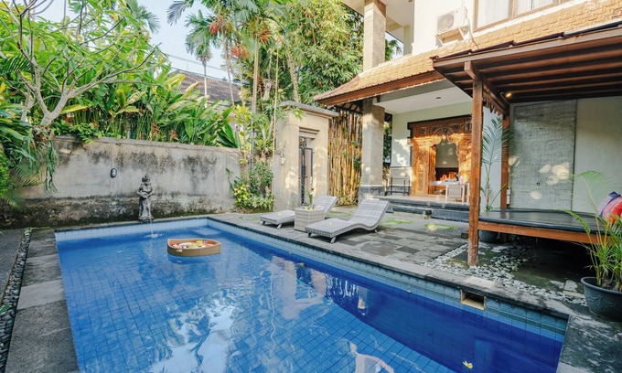 Ubud City-Centre Bed & Breakfast | Sebudjan Grand Aurora