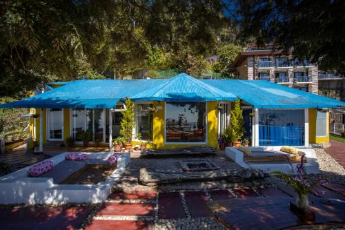 The Mall Road Resort | Seclude Mussoorie, Winterline