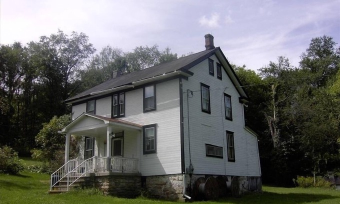Calvin Other | SECLUDED 150 ACRE FARM LOCATED NEXT TO STATE LANDS