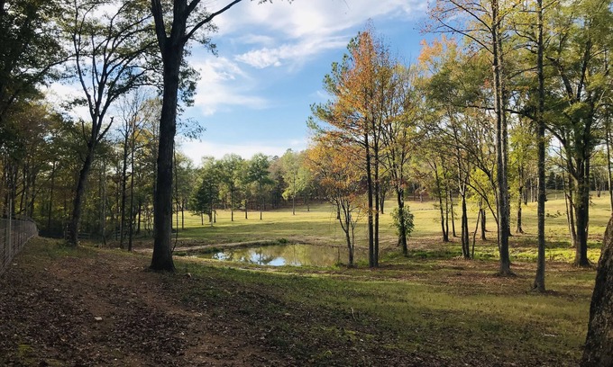 Royal Other | Secluded and Peaceful Ranch House