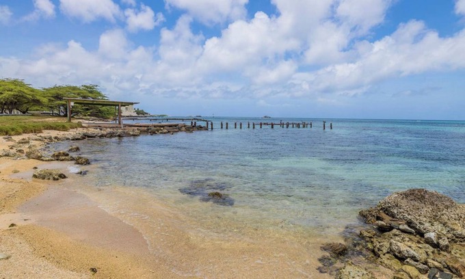 Savaneta Villa | Secluded Beachfront Gem ~ Pool ~ Patio ~ View ~BBQ