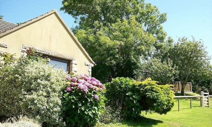 Church Knowle House | Secluded Bungalow Annexe With Garden And Spectacular Views