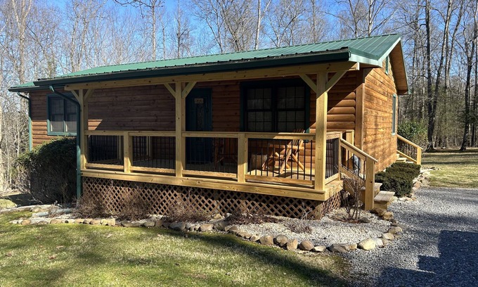 Bristol Cabin | Secluded cabin near South Holston River