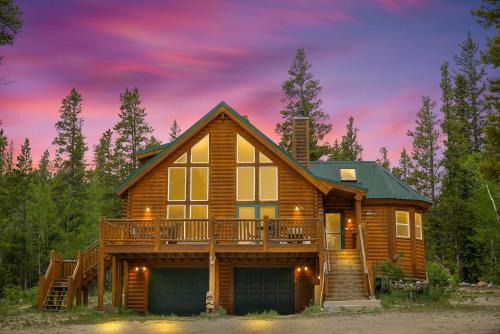 Valley of the Sun House | Secluded Cabin W Panoramic Views & Bbq
