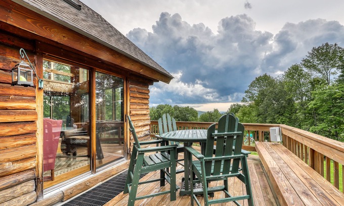 Andover House | Secluded Cabin w/Private Hot Tub, Pond, Fire Pit, Free WiFi, Close to Skiing