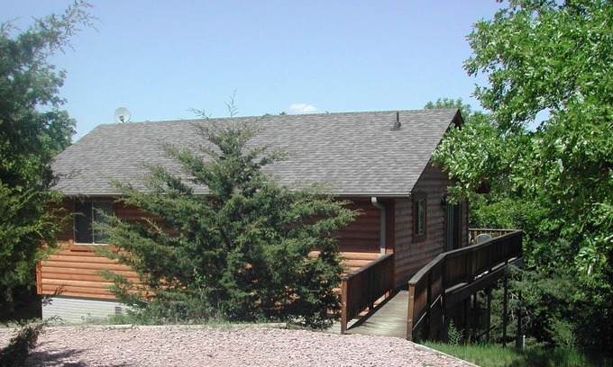 Yankton House | Secluded cabin Yankton, South Dakota