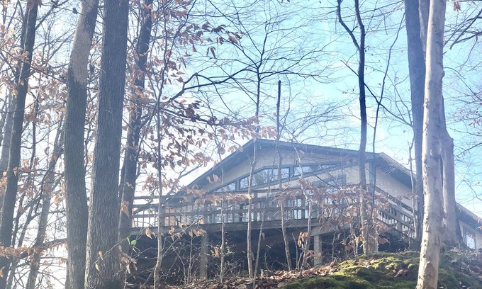Hohenwald Cottage | Secluded Cottage Near Franklin, Nashville