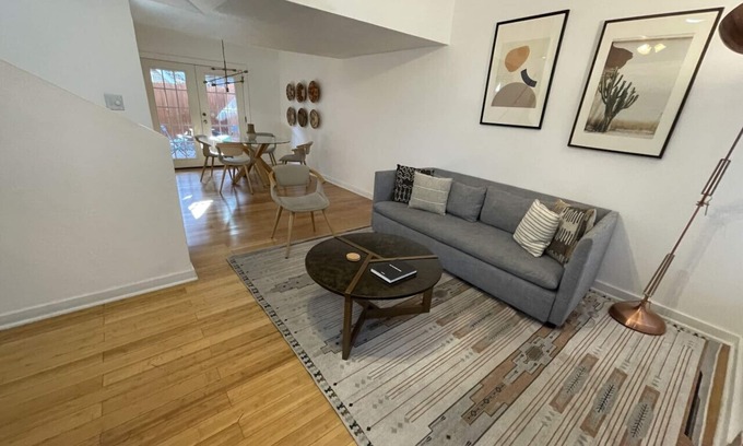 Bouldin House | Secluded & Cozy 2BR Near DT Austin! Short Walk to Zilker & SoCo!