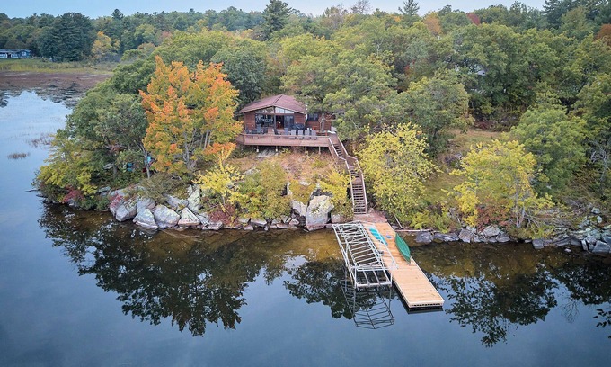 Severn Cottage | Secluded family cottage on Sparrow Lake, Muskoka