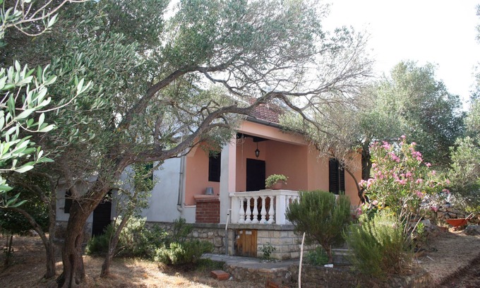 Dobropoljana House | Secluded fisherman's cottage Cove Neviđansko Polje, Pašman (K-11392)