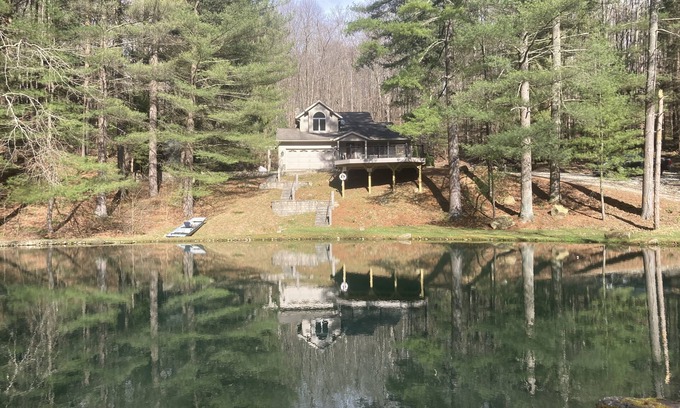 Warsaw House | Secluded Fully Furnished Home with Deck overlooking a Pond
