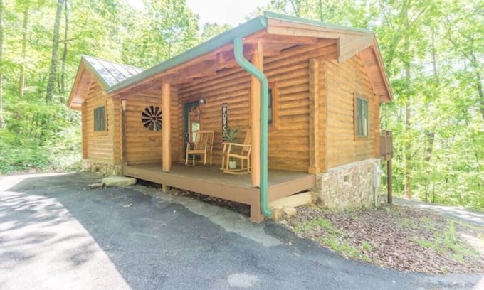 Wildwood Cabin | Secluded Getaway with Private Hot Tub!