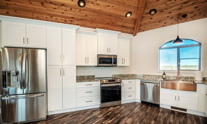 Dewey House | Secluded hilltop home with 360 views near Prescott, AZ