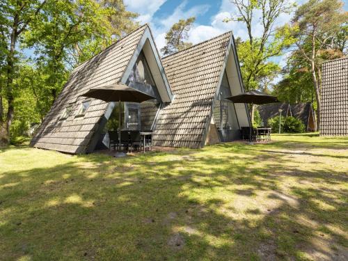 Stramproy House | Secluded Holiday Home in Limburg with a Terrace