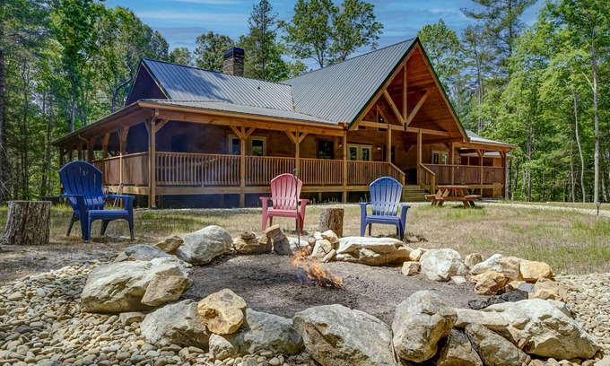 Blairsville House | Secluded home with wraparound deck, fireplaces, firepit & washer/dryer