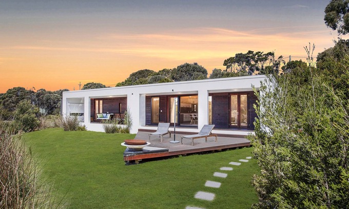 Greens Beach House | Secluded Luxury