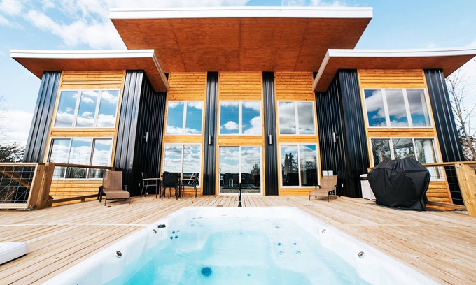 Trion Cabin | Secluded Modern space, Mountain Views, all year heated Swim Spa & Hot Tub