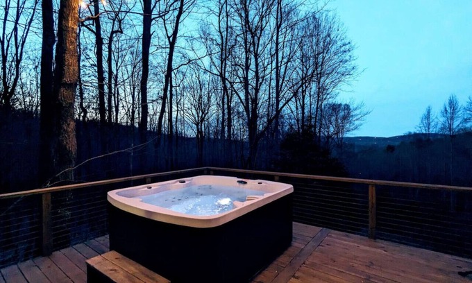 Morganton Cabin | Secluded Mtn. Escape on US Forest Border w/HotTub