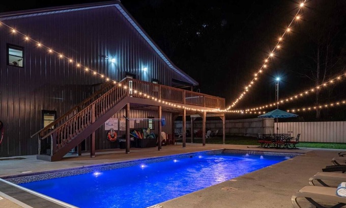 Ste Genevieve House | Secluded Private Cabin with Pool, hot tub, fireplace & so much more