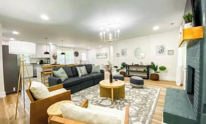 Zebulon House | Secluded ranch with big yard in Zebulon