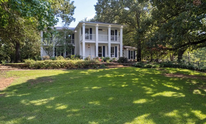 Lindale House | Secluded serenity on 50 acres with private stocked lake, kayaking, hiking & more