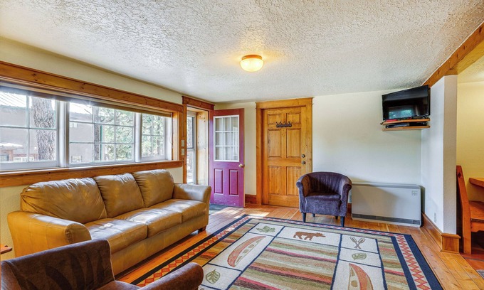 Weston Cabin | Secluded Stonewall Cabin w/Mountain View!