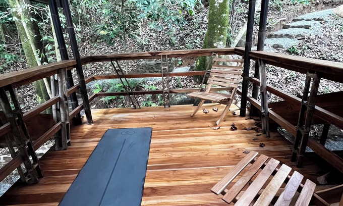Dominical Cabin | Secluded Treehouse with Ocean Breezes 1 Bedroom 1 Bath Romantic hideaway