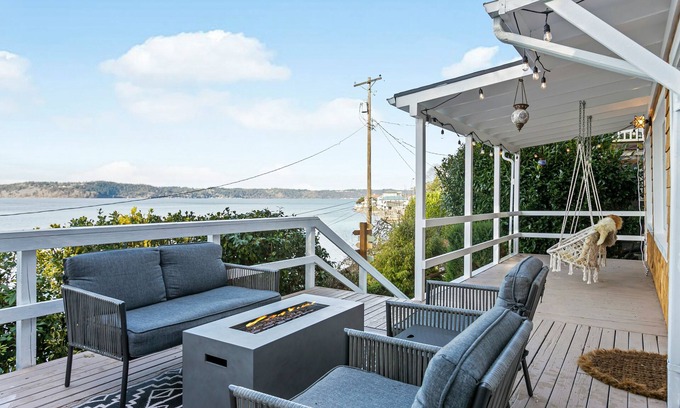 Tacoma House | Secluded Waterfront Retreat with Stunning Puget Sound Views