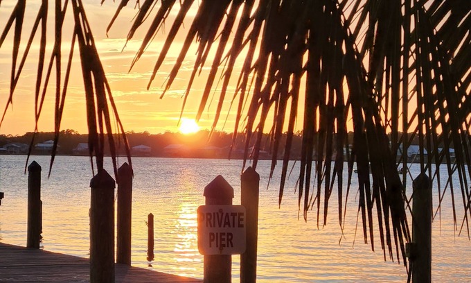 Gulf Shores Condo | Secluded Waterfront Balcony Condo with STUNNING VIEWS!