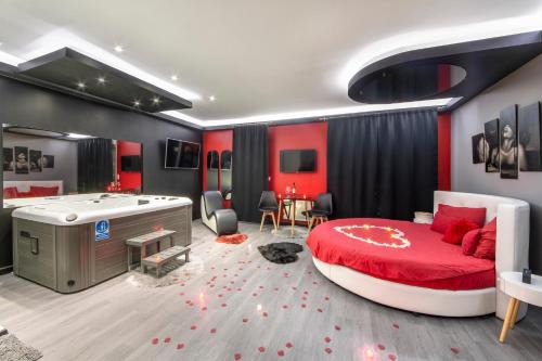 Saint Michel Apartment | Secret Night
