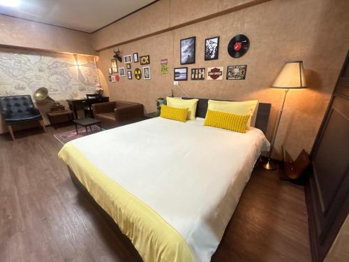 Thung Song Hong Apartment | Secret Retro Vintage Building ห้องลับเรโทรในตึกวินเทจ