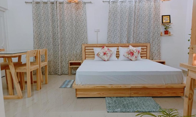 Sidhpur House | Secret Serenity Family Suite