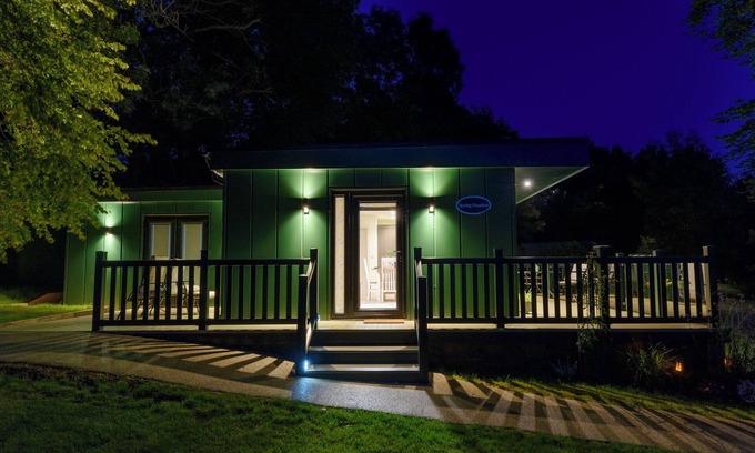 Pensax Cabin | Secret Waterside Lodges in Worcestershire