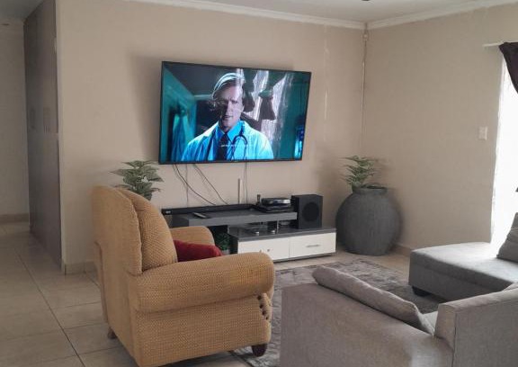 Govan Mbeki Hostel | Secunda BackPackers