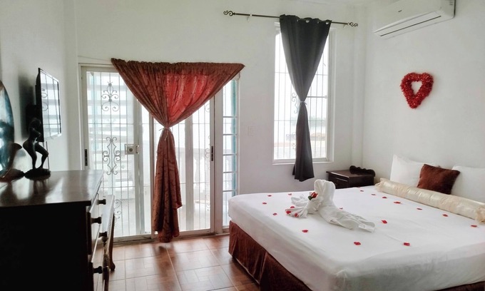 Belize City Apartment | See Belize Sea View Vacation Rentals