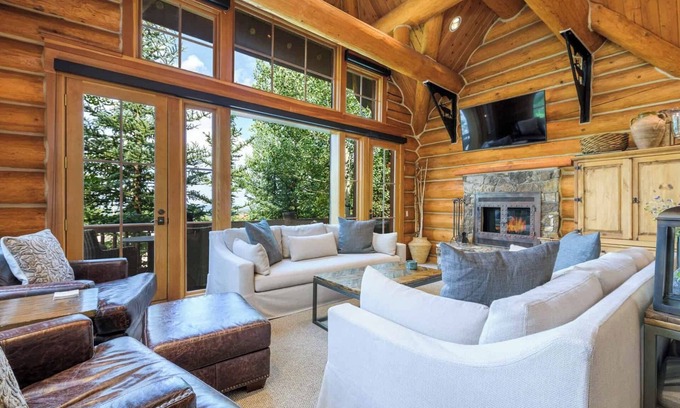 Mountain Village Cabin | See Forever Cabin 105-Three bedroom Cabin to be enjoyed by family and friends