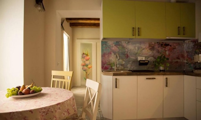 Centrul Vechi Apartment | Seek and Hide - Little Julia's Hideaway