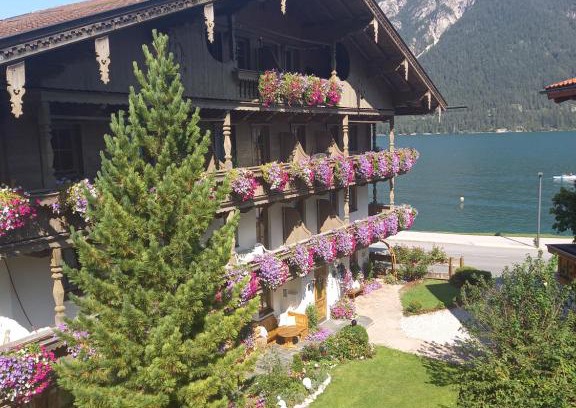 Eben am Achensee House | Seepension Knappenhof