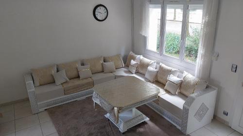 Oissel House | Seine-Impressionnisme